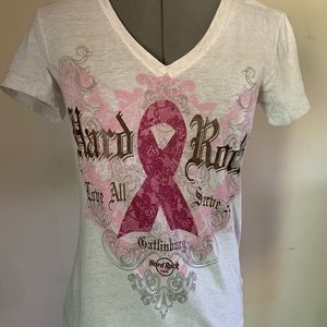 Hard Rock Cafe | V-Neck Pinktober Ladies T-Shirt